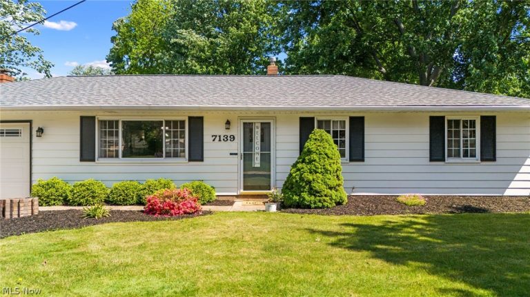 7139 Andover Drive, Mentor, OH - Photo 4
