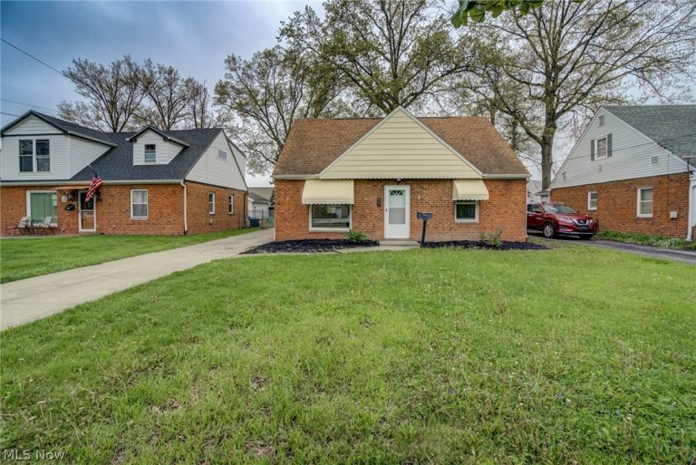 4706 158th Street, Cleveland, OH - Photo 3
