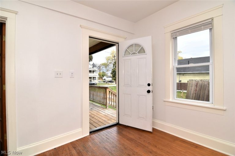 3017 Trowbridge Avenue, Cleveland, OH - Photo 2
