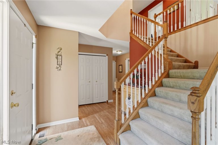 1295 Shady Lakes Drive, Kent, OH - Photo 5