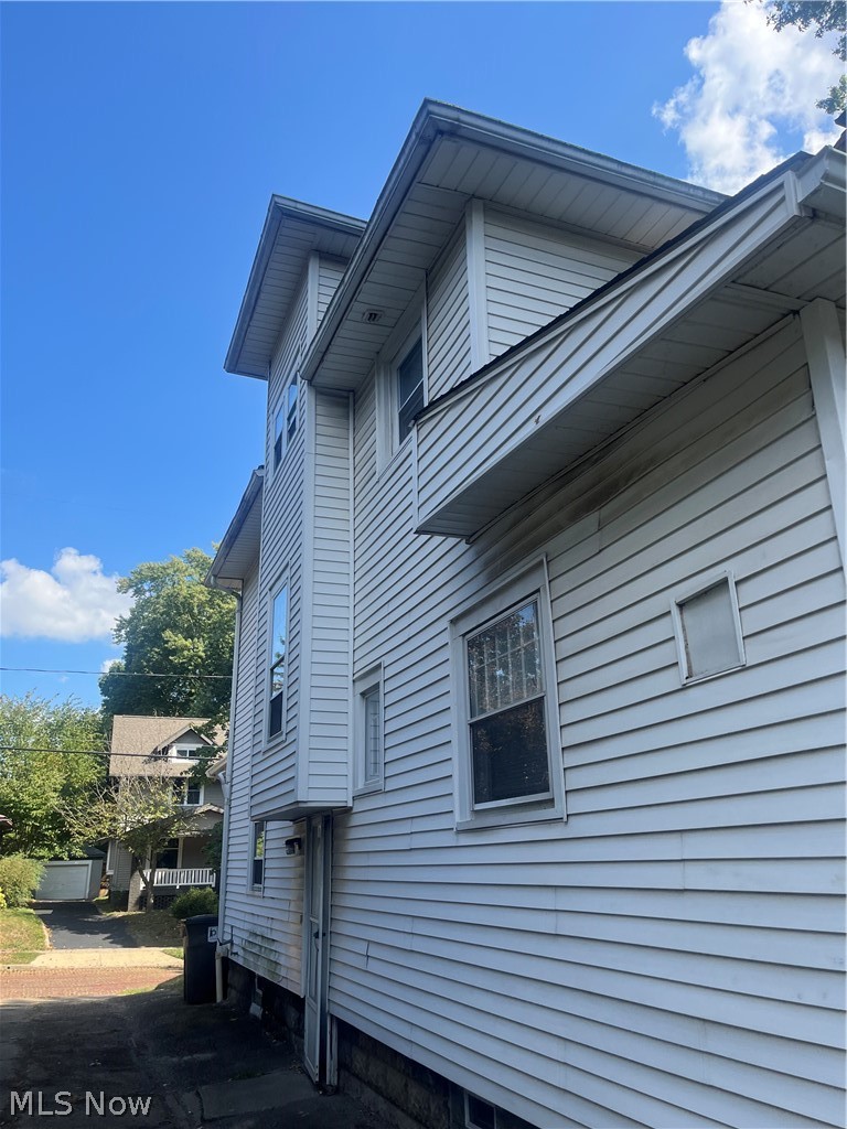 128 Corson Avenue, Akron, OH - Photo 8