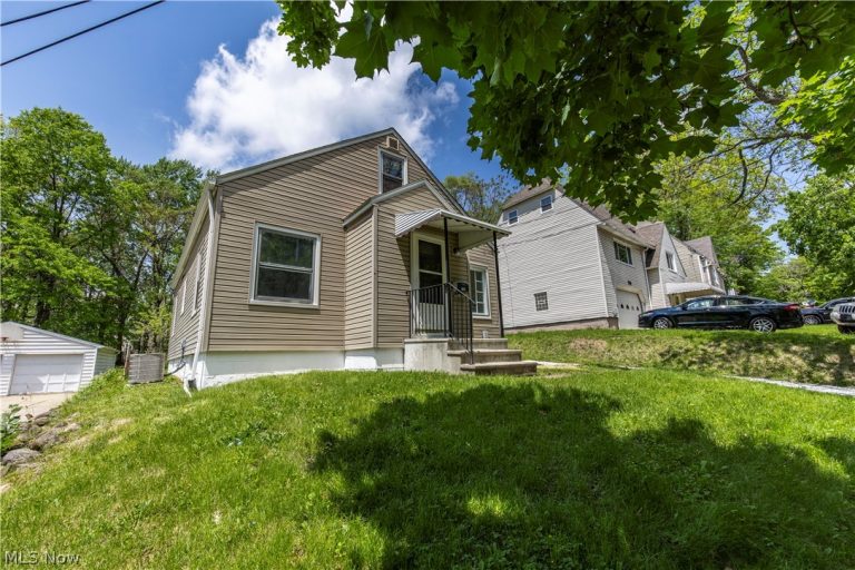 144 Malacca Street, Akron, OH - Photo 3