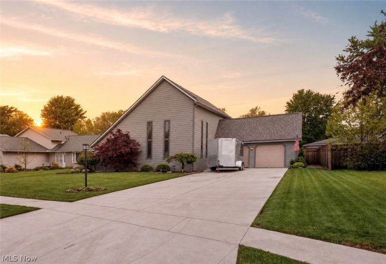 1724 Narragansett Boulevard, Lorain, OH, 44053