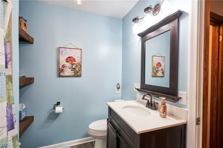 1594 Karl Drive, Copley, OH - Photo 4