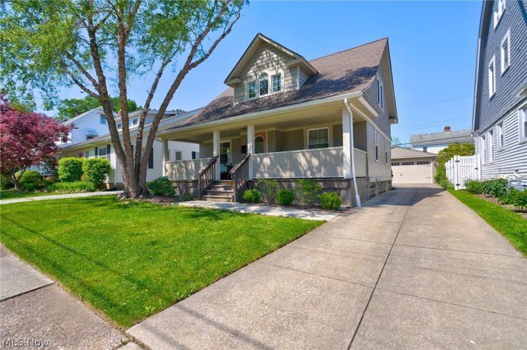 1614 Wyandotte Avenue, Lakewood, OH - Photo 6