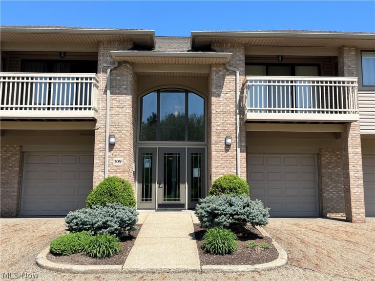 3800 Rosemont Boulevard #109C, Fairlawn, OH, 44333