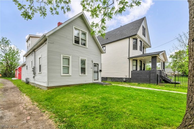 3214 61st Street, Cleveland, OH - Photo 4