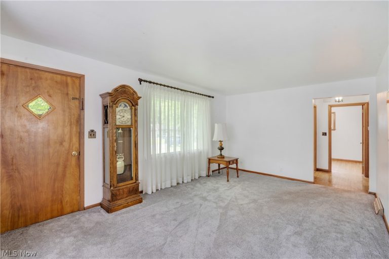 3854 Whippoorwill Lane, Youngstown, OH - Photo 5
