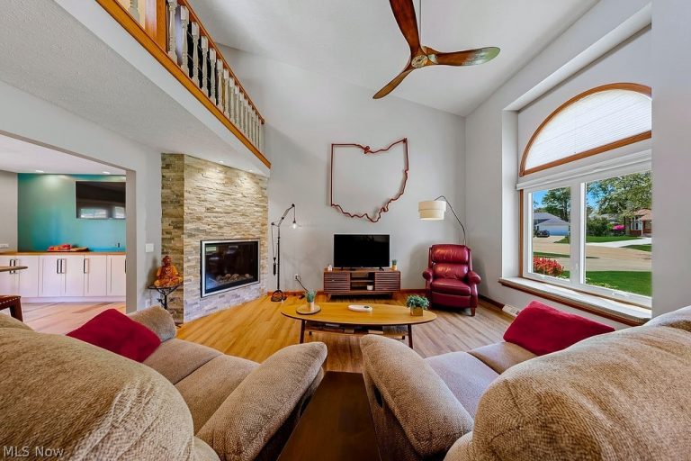 5859 Sequoia Court, Mentor on the Lake, OH - Photo 4