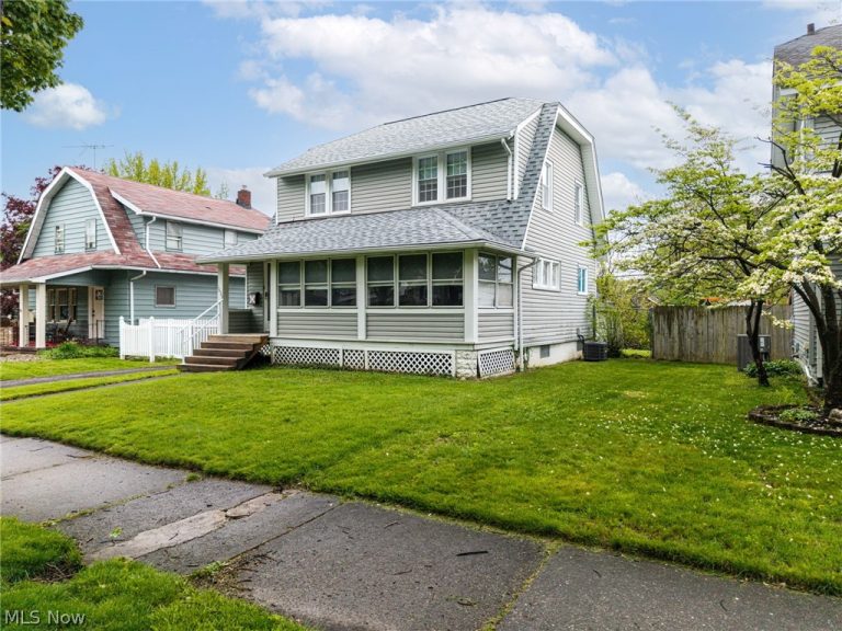 1633 Glenmount Avenue, Akron, OH - Photo 3