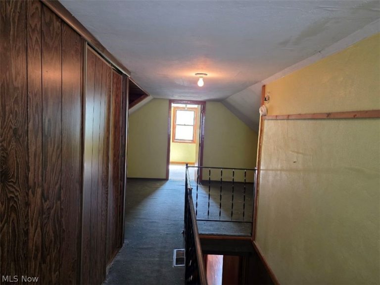 1528 40th Street, Canton, OH - Photo 8
