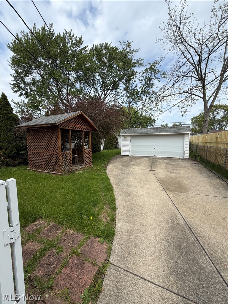 13912 Liberty Avenue, Cleveland, OH - Photo 4