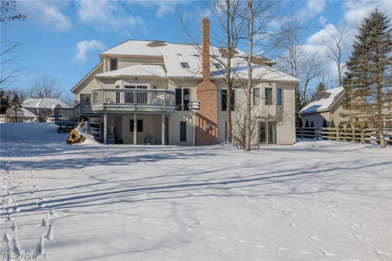 19443 Rye Gate Drive, North Royalton, OH - Photo 4