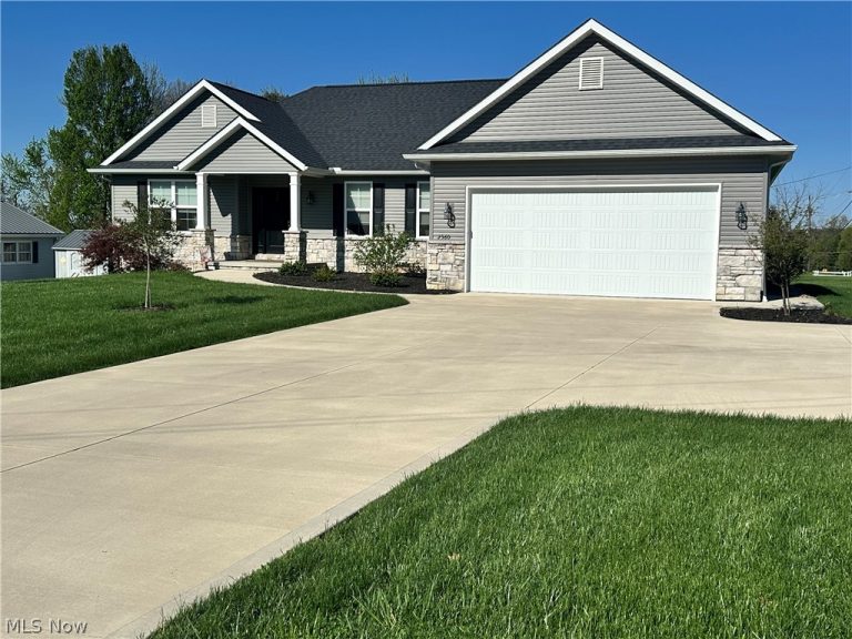 2360 Star Drive, Wooster, OH - Photo 2