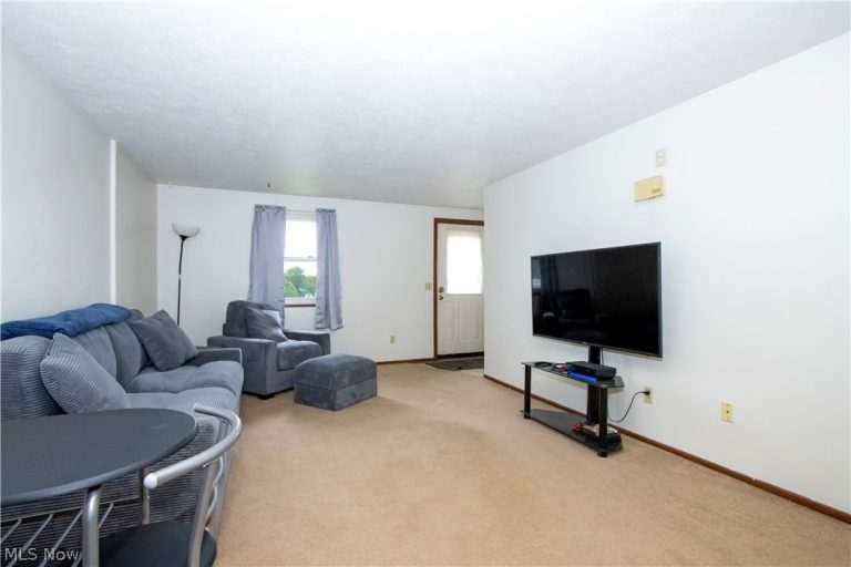 689 Colony Road, Canal Fulton, OH - Photo 8