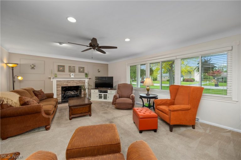 304 Cedar Brook Lane, Sandusky, OH - Photo 5