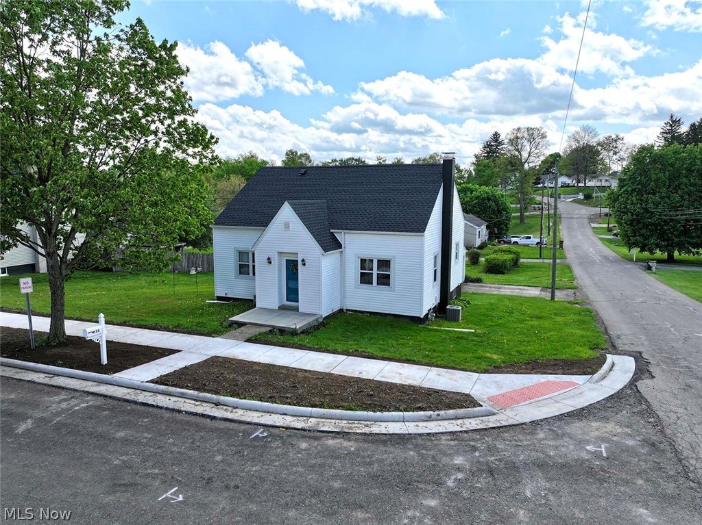 528 Maple Street, Sugarcreek, OH