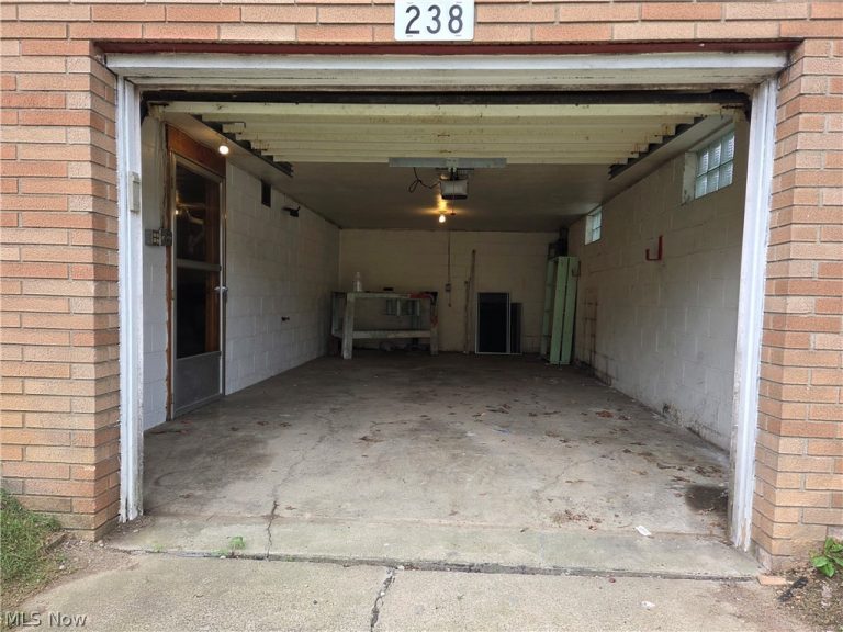 238 Meadowbrook Drive, Steubenville, OH - Photo 8
