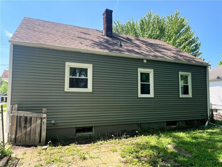 4814 Hope Avenue, Ashtabula, OH - Photo 8