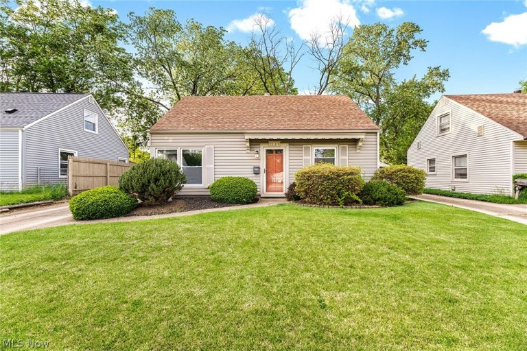 1165 Myrtle Avenue, Cuyahoga Falls, OH, 44221