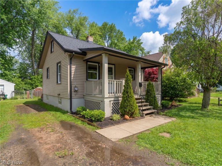 557 Washington Avenue, Barberton, OH, 44203