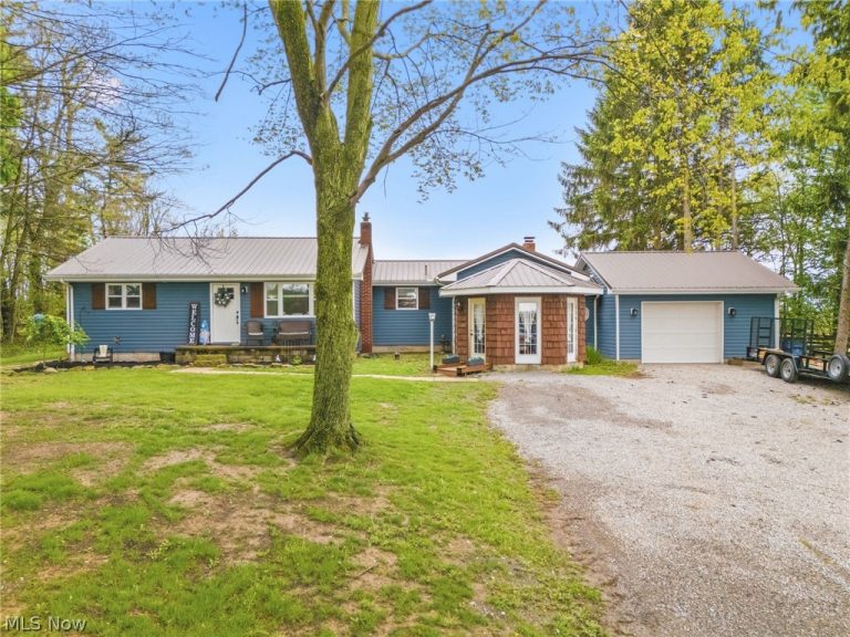1477 Garfield Road, New Springfield, OH - Photo 3