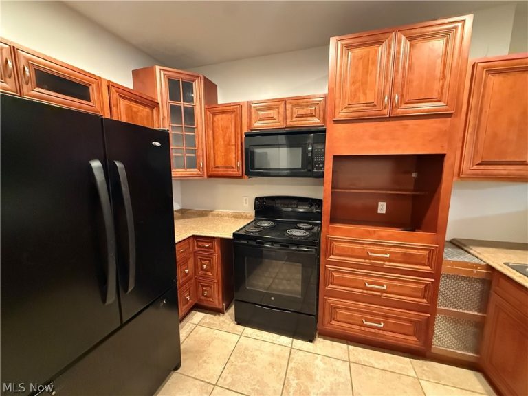10806 Clifton Boulevard #West, Cleveland, OH - Photo 5