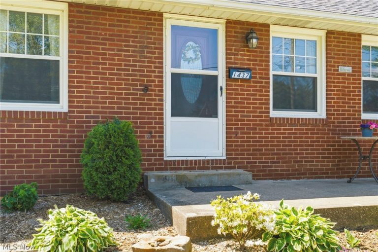 1437 Deville Avenue, Canton, OH - Photo 3