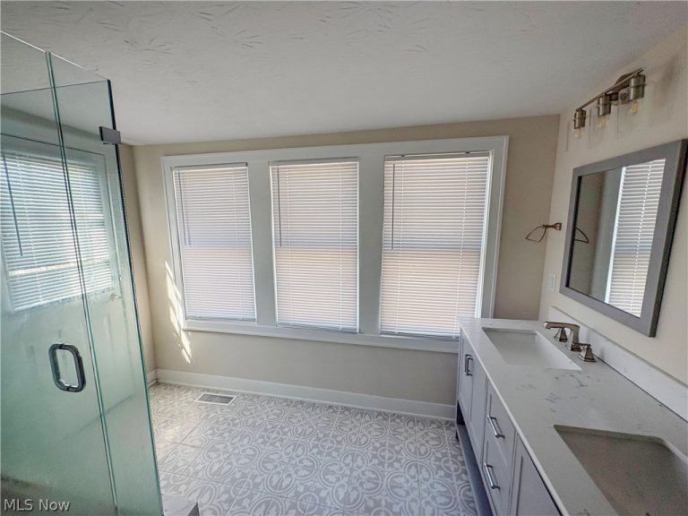 3565 Silsby Road, University Heights, OH - Photo 5