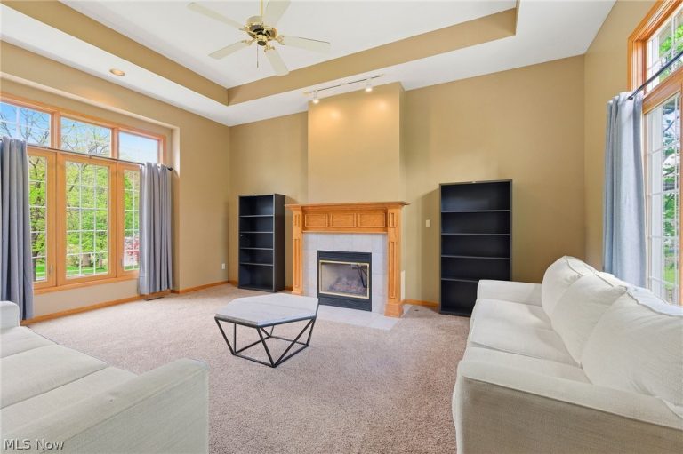 4715 Hilary Circle, Stow, OH - Photo 4