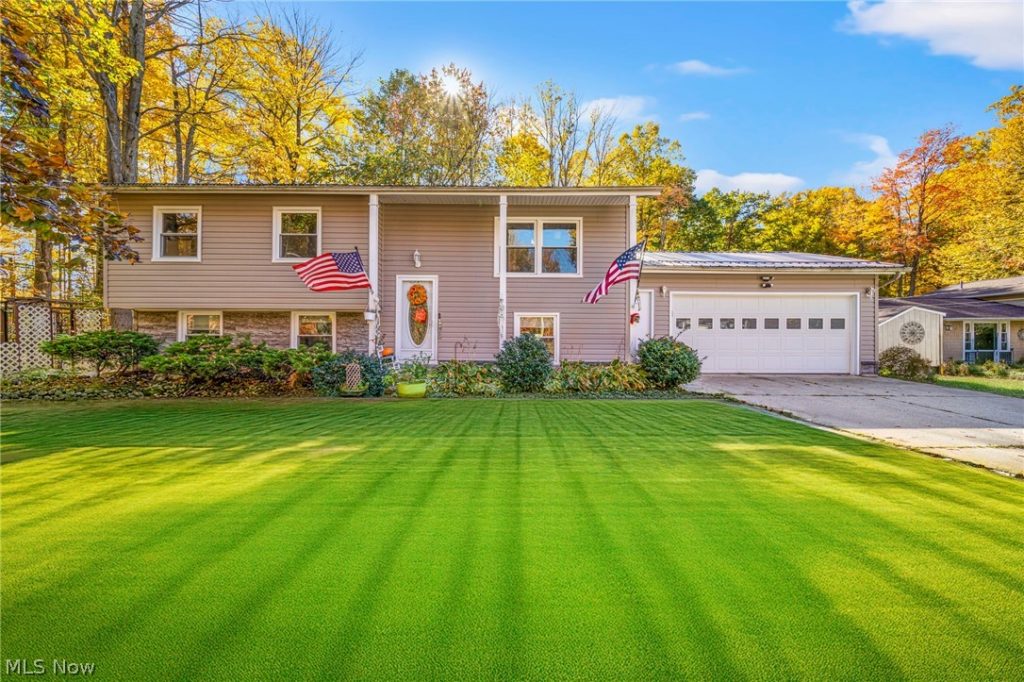 7435 Glenwood Road, Conneaut, OH