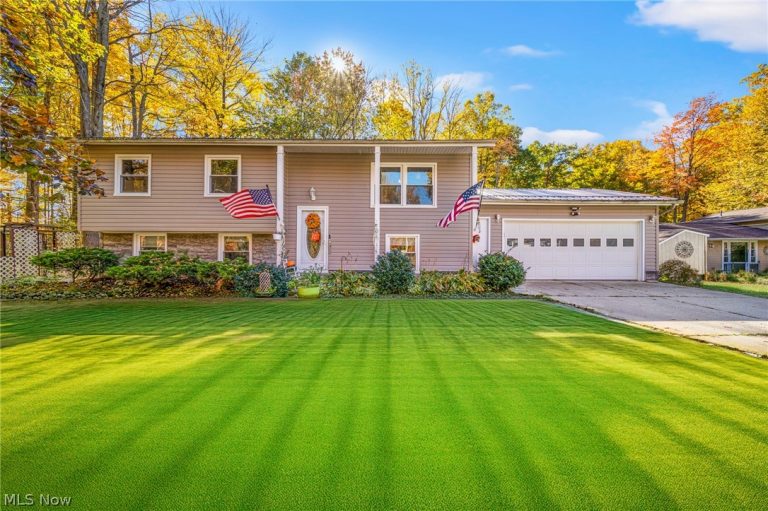 7435 Glenwood Road, Conneaut, OH, 44030