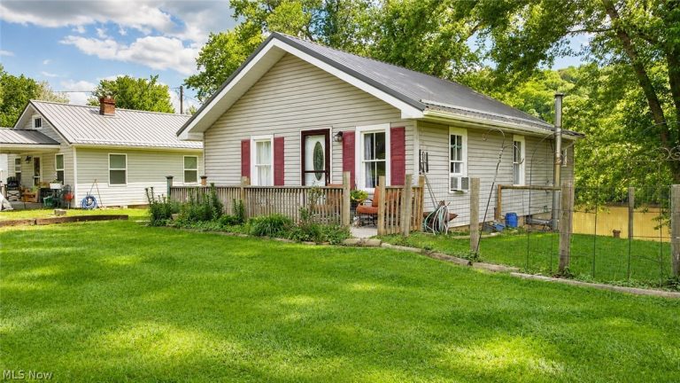 2433 State Route 266, Stockport, OH, 43787