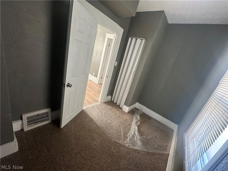 7019 Morgan Avenue, Cleveland, OH - Photo 5