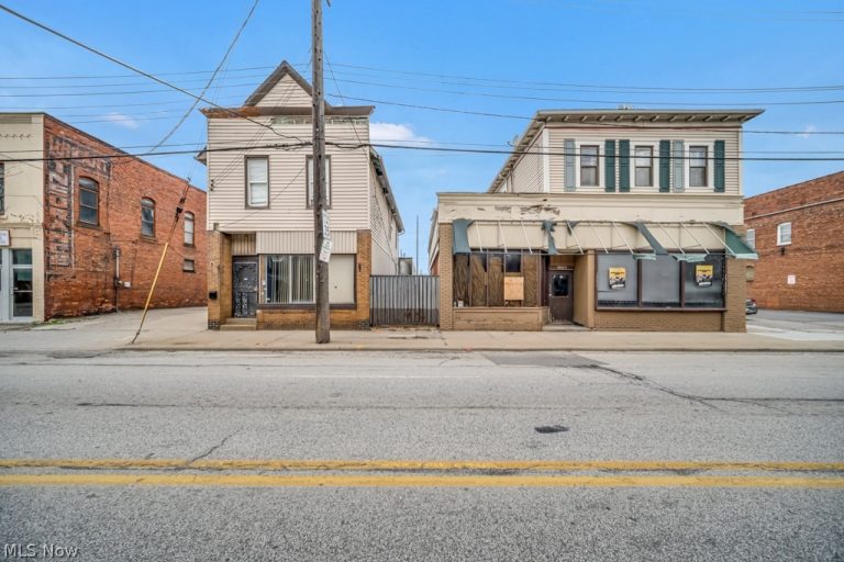 18621 Saint Clair Avenue, Cleveland, OH - Photo 8
