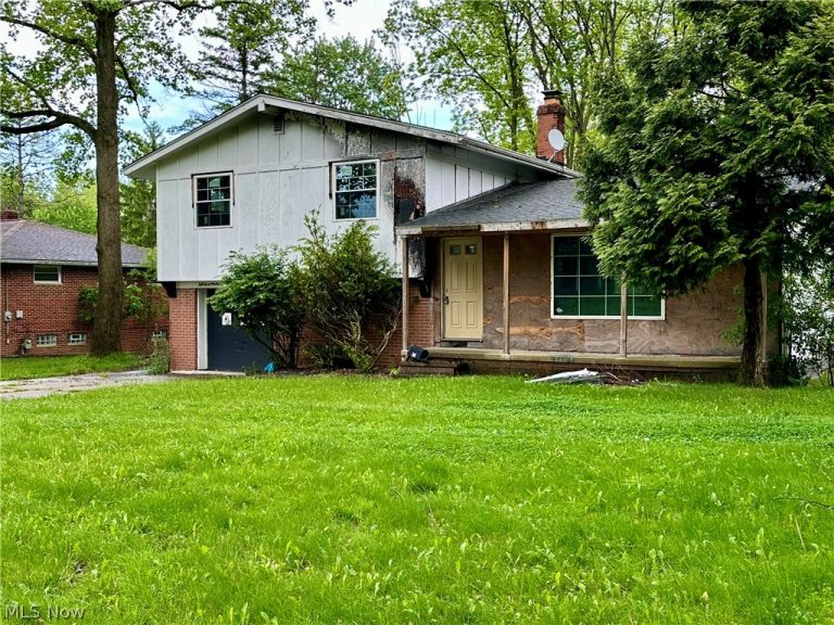 5319 Fairtree Road, Bedford Heights, OH, 44146