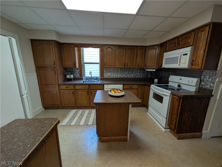 486 Needham Avenue, Kent, OH - Photo 2