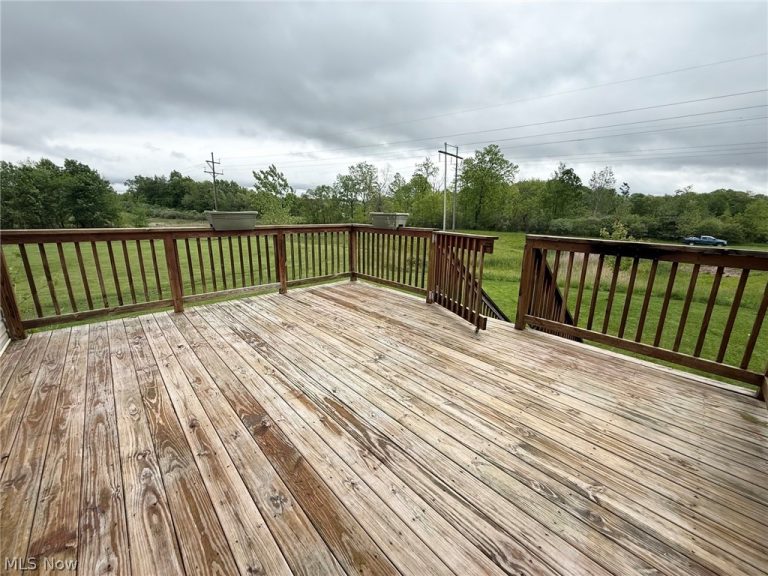 2250 Dorchester Drive, Kent, OH - Photo 8