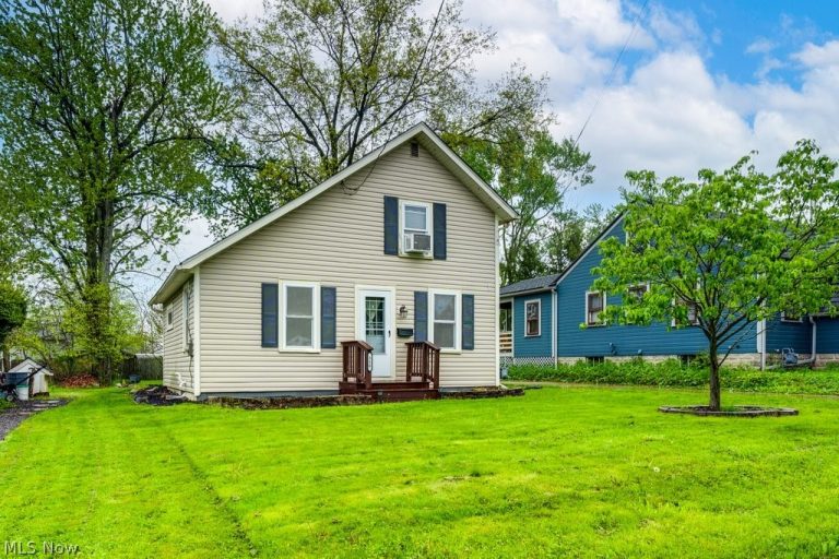 316 Prospect Street, Medina, OH - Photo 4