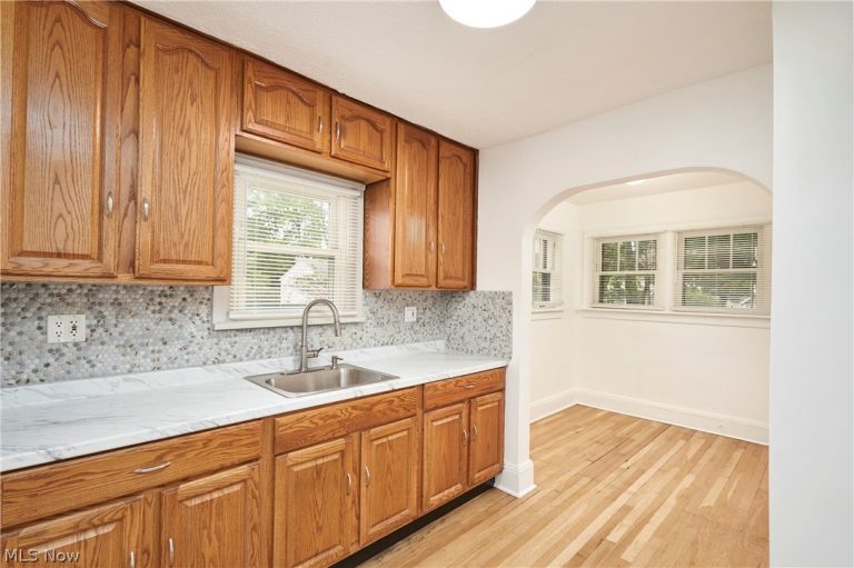 1141 Linden Avenue, Akron, OH - Photo 3