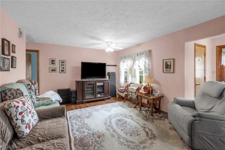 1325 Hadcock Road, Brunswick, OH - Photo 8