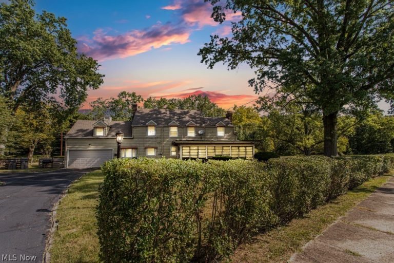 455 Redondo Road, Youngstown, OH - Photo 8