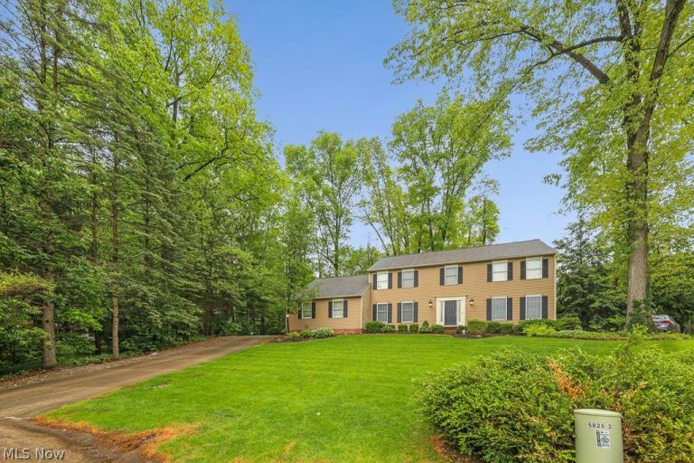 5826 Garth Circle, Canton, OH - Photo 2