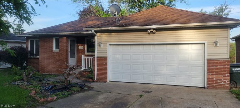 4852 81st Street, Garfield Heights, OH, 44125