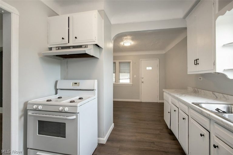3522 149th Street, Cleveland, OH - Photo 5