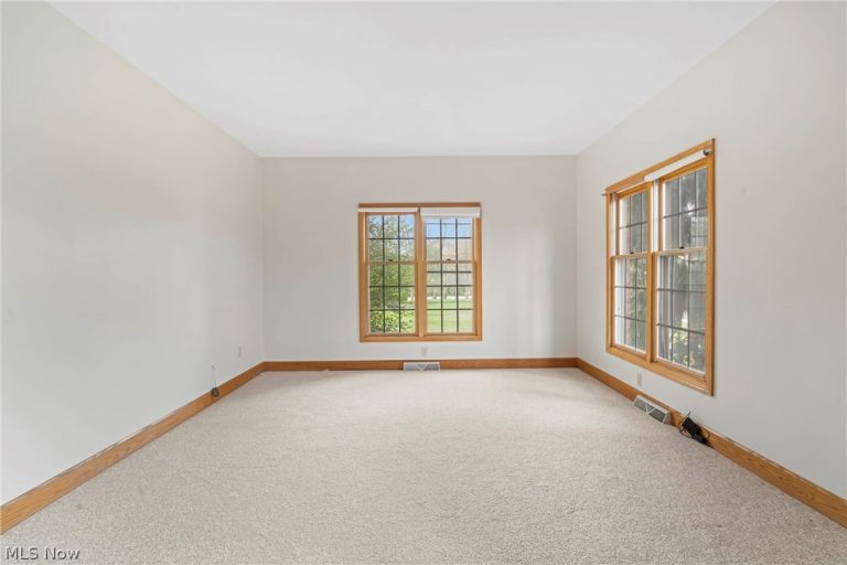 6065 Saint Elia Court, Canfield, OH - Photo 5
