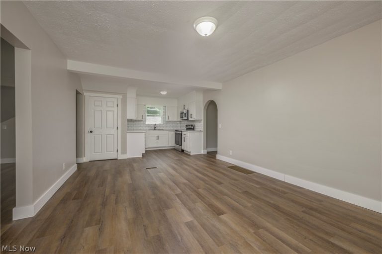407 Main Street, Dalton, OH - Photo 6