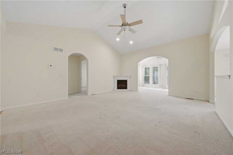 635 Durkin Way, North Canton, OH - Photo 6