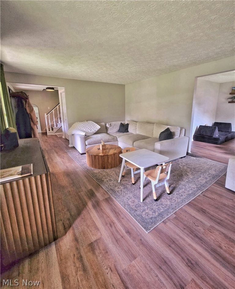 12208 Yuma Circle, Uniontown, OH - Photo 5