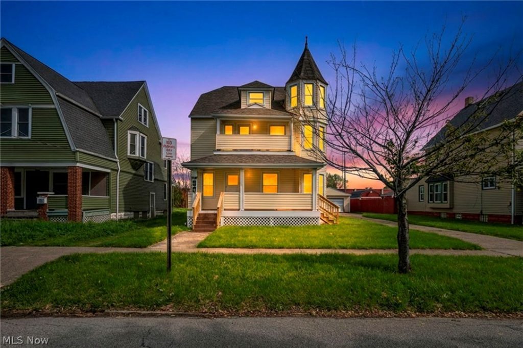 3408 Riverside, Cleveland, OH